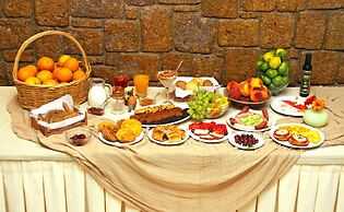 Saint Constantin Hotel