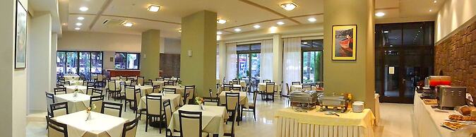 Saint Constantin Hotel