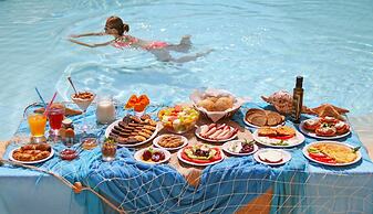 Saint Constantin Hotel