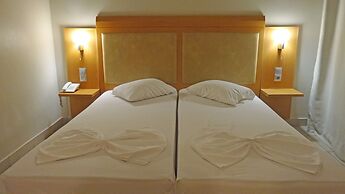 Saint Constantin Hotel