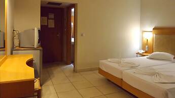 Saint Constantin Hotel