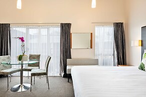Best Western Newmarket Inn & Suites