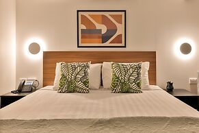 Best Western Newmarket Inn & Suites