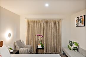 Best Western Newmarket Inn & Suites