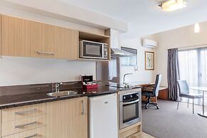 Best Western Newmarket Inn & Suites