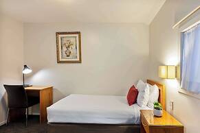 Best Western Newmarket Inn & Suites