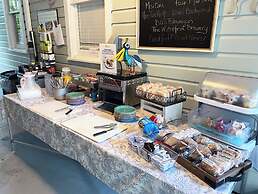 The Grand Guesthouse