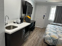 Studio 6 Suites San Ysidro, CA -San Diego South Bay