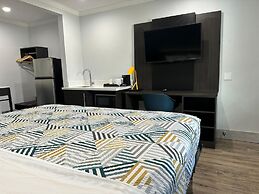 Studio 6 Suites San Ysidro, CA -San Diego South Bay