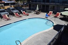 Studio 6 Suites San Ysidro, CA -San Diego South Bay