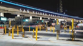 Studio 6 Suites San Ysidro, CA -San Diego South Bay