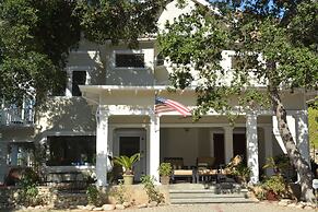 Arroyo Vista Inn