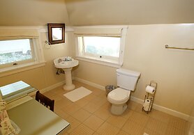 Arroyo Vista Inn