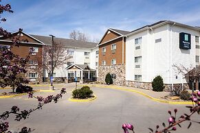 MainStay Suites Coralville - Iowa City