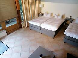 Hotel Garni Nuernberger Trichter