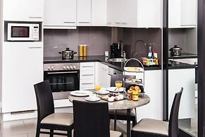 Adina Apartment Hotel Berlin CheckPoint Charlie