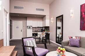 Adina Apartment Hotel Berlin CheckPoint Charlie