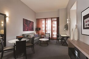 Adina Apartment Hotel Berlin CheckPoint Charlie