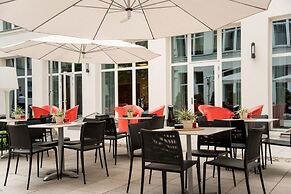 Adina Apartment Hotel Berlin CheckPoint Charlie