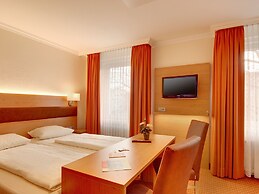 Hotel Kriemhild am Hirschgarten