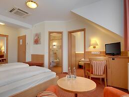 Hotel Kriemhild am Hirschgarten