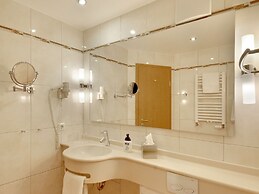 Hotel Kriemhild am Hirschgarten