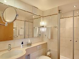 Hotel Kriemhild am Hirschgarten