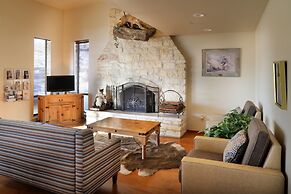 Days Inn & Suites by Wyndham Llano