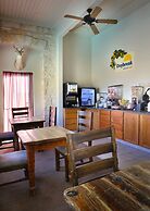 Days Inn & Suites by Wyndham Llano