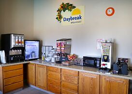 Days Inn & Suites by Wyndham Llano