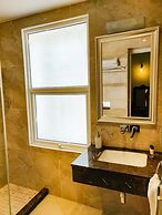 WelcomHeritage Kasmanda Palace