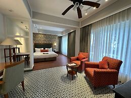 WelcomHeritage Kasmanda Palace