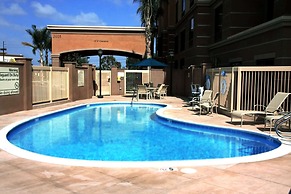 Hampton Inn & Suites Seal Beach