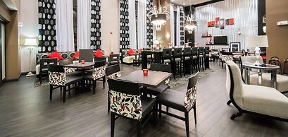 Hampton Inn & Suites Orlando-John Young Pkwy/S. Park