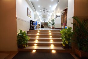 First Residence Hotel