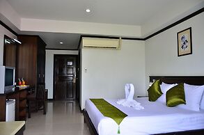 First Residence Hotel