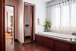 Amanjaya Pancam Suites Hotel