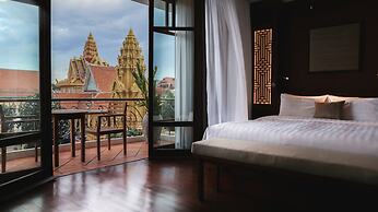 Amanjaya Pancam Suites Hotel