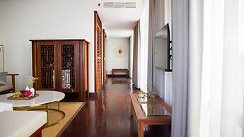 Amanjaya Pancam Suites Hotel