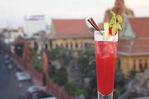 Amanjaya Pancam Suites Hotel