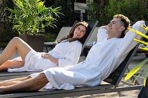 Georgian Bay Hotel Trademark Collection by Wyndham