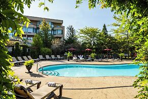 Georgian Bay Hotel Trademark Collection by Wyndham