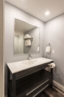 Georgian Bay Hotel Trademark Collection by Wyndham