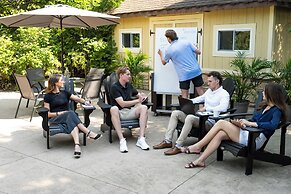 Georgian Bay Hotel Trademark Collection by Wyndham