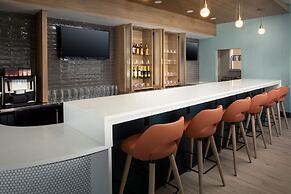 Holiday Inn Cheshire - Southington by IHG