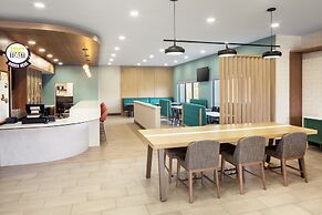 Holiday Inn Cheshire - Southington by IHG