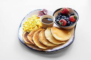 Holiday Inn Cheshire - Southington by IHG