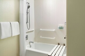 Courtyard by Marriott Paramus