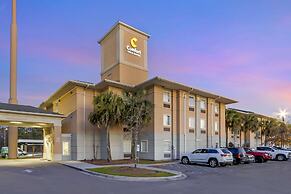Comfort Inn & Suites Airport Convention Center