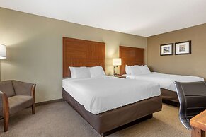 Comfort Inn & Suites Airport Convention Center